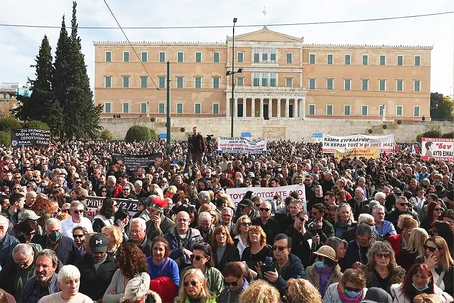 Greece, protests over rail disaster