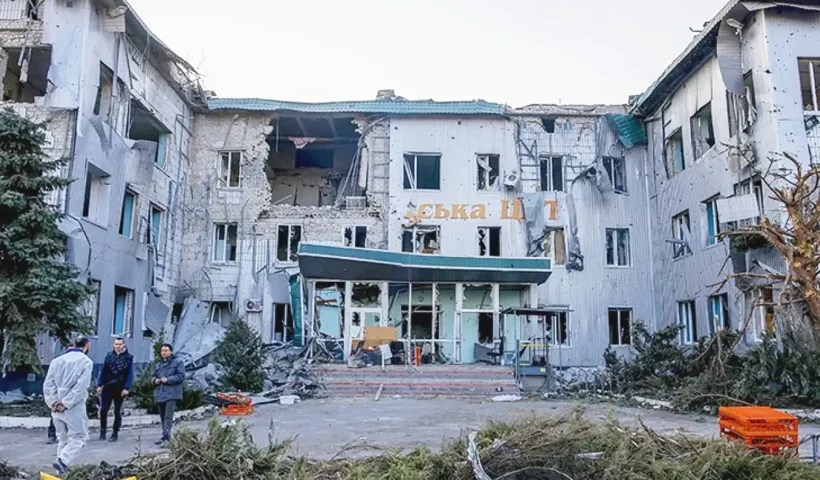 hospital dañado en Ucrania