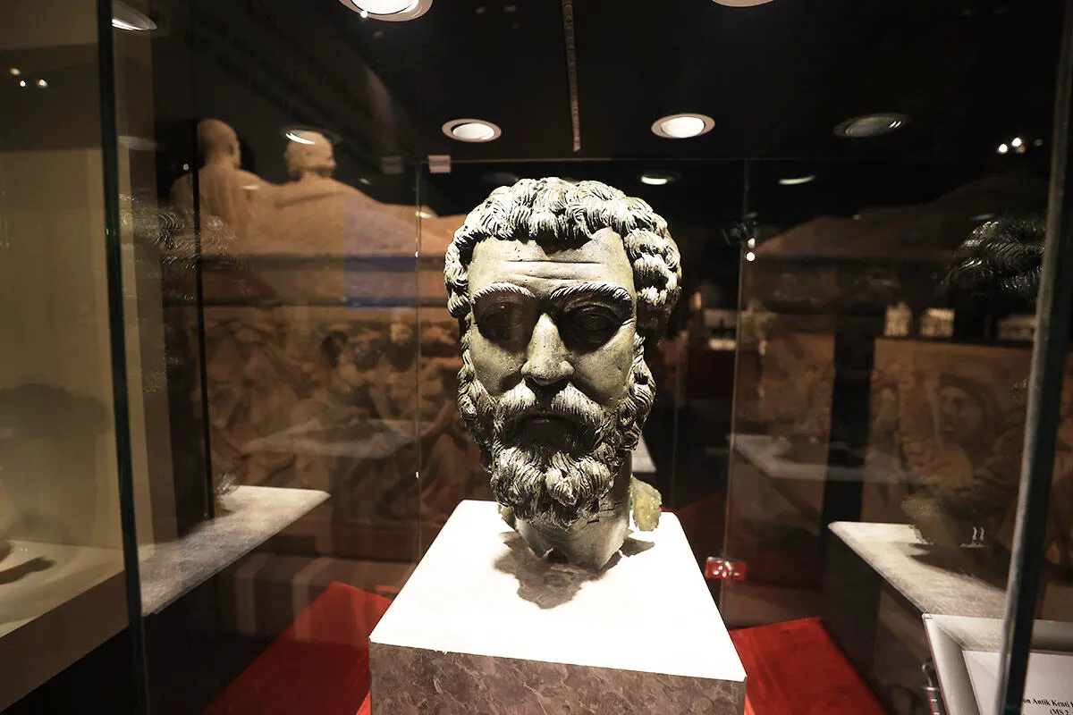 Roman Emperor Septimius Severus' head