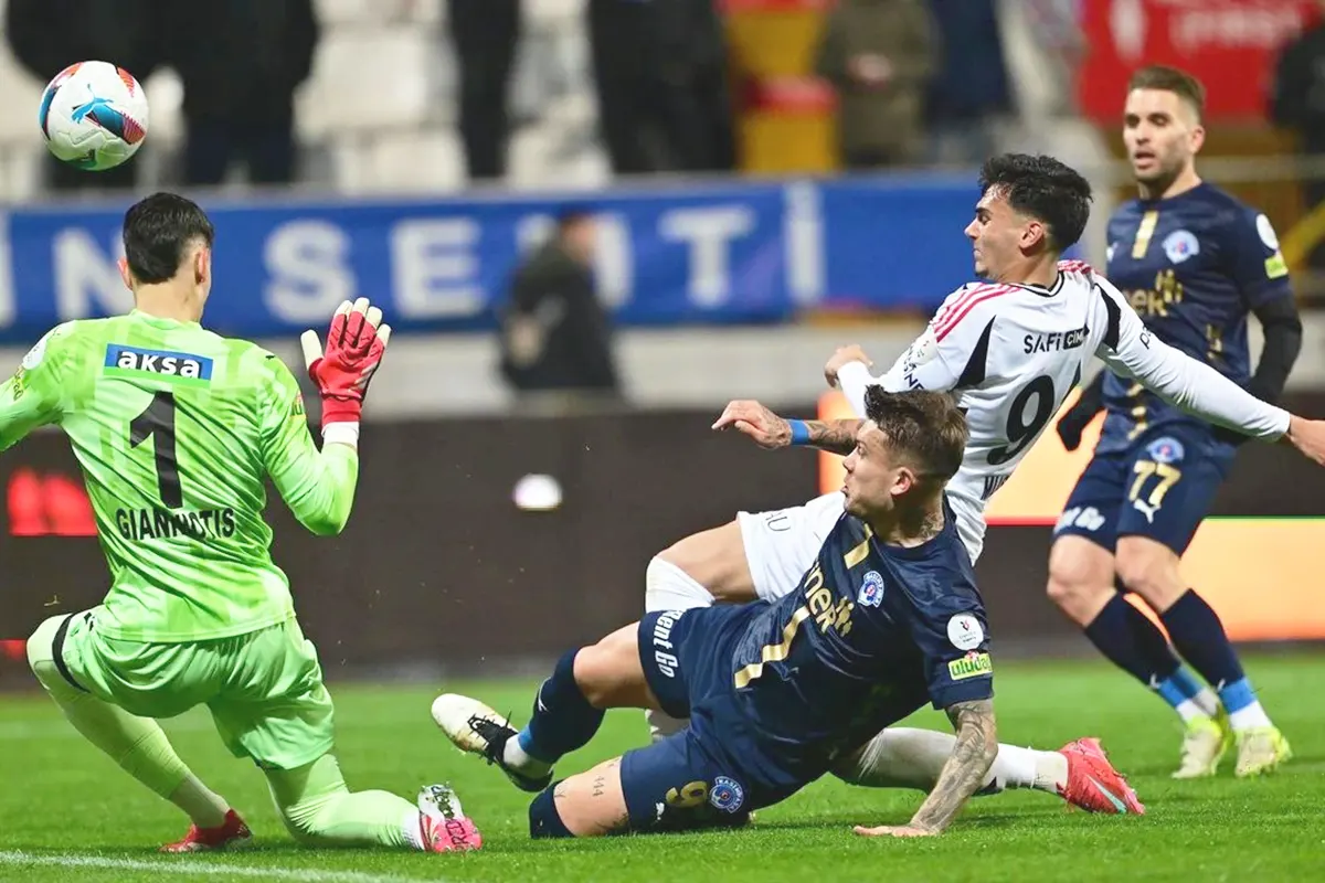 Kasımpaşa, Beşiktaş