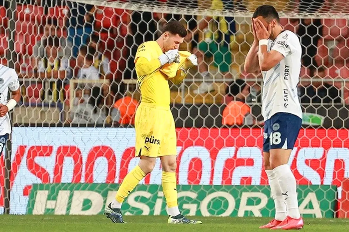 derrota humillante para el Fenerbahçe