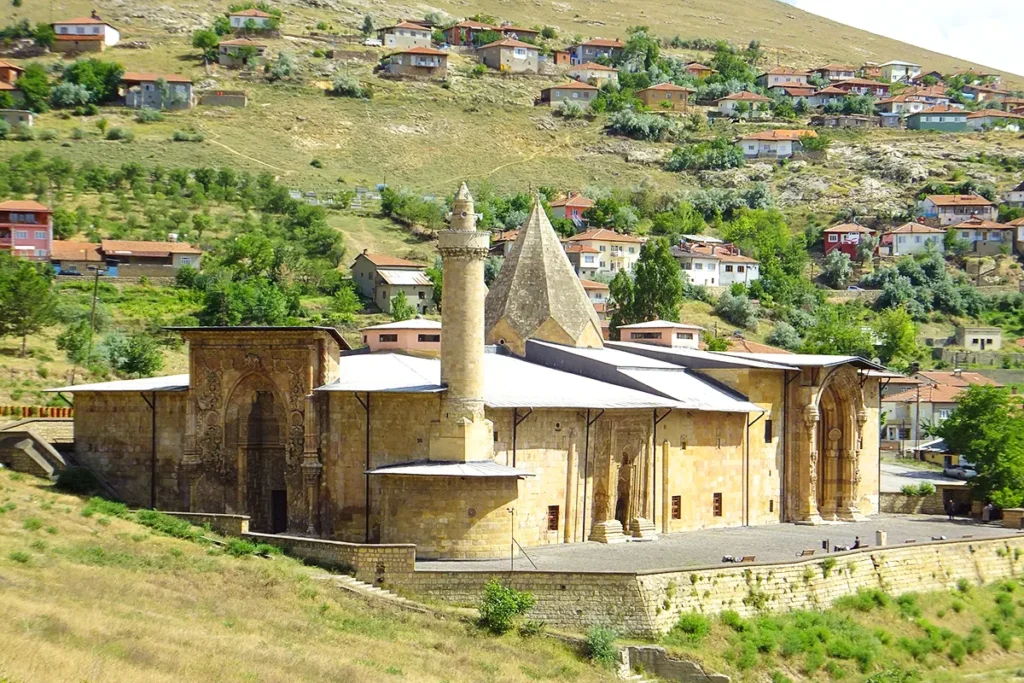 exterior view of the Great Mosque of Divriği