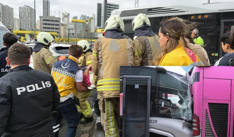 metrobuses collision in Istanbul