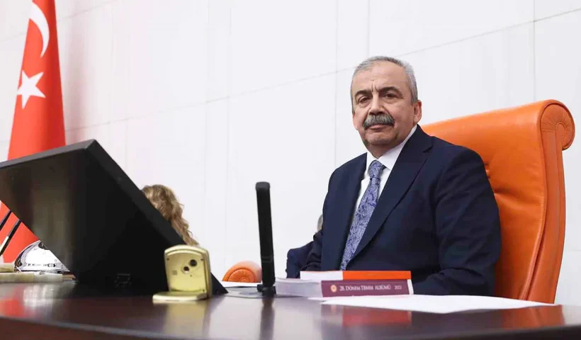 Sırrı Süreyya Önder