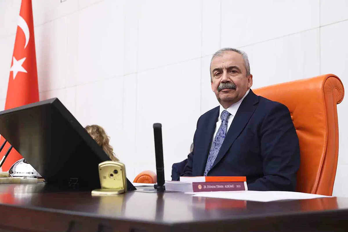 Sırrı Süreyya Önder