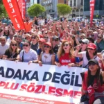 strike of municipal workers in Izmir