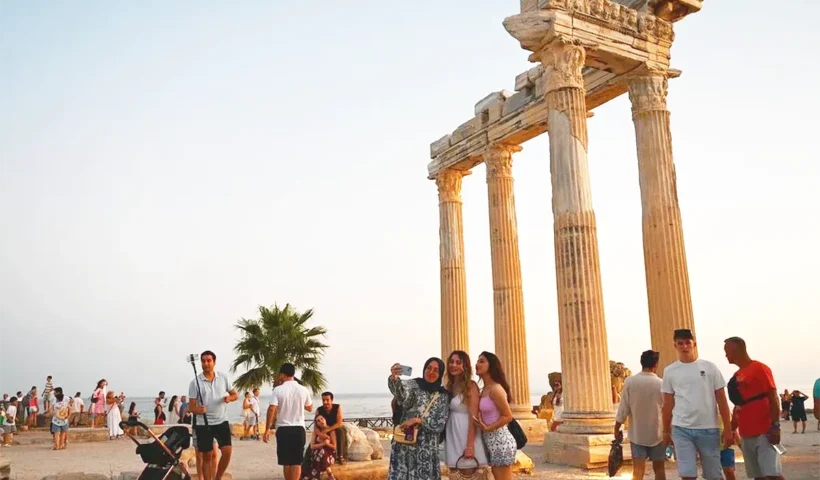 tourists in Antalya
