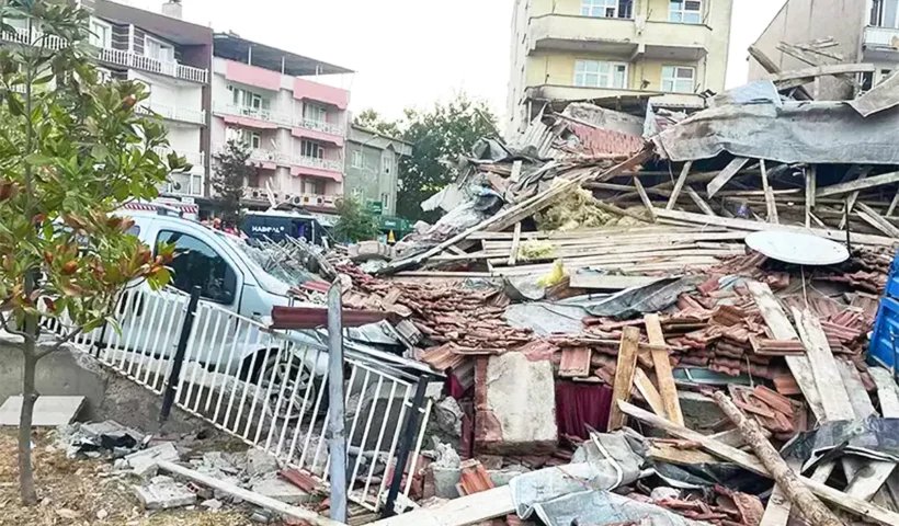 damage by the earthquake in Balıkesir