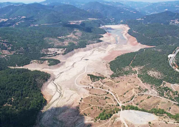 dried-up dam in Bursa