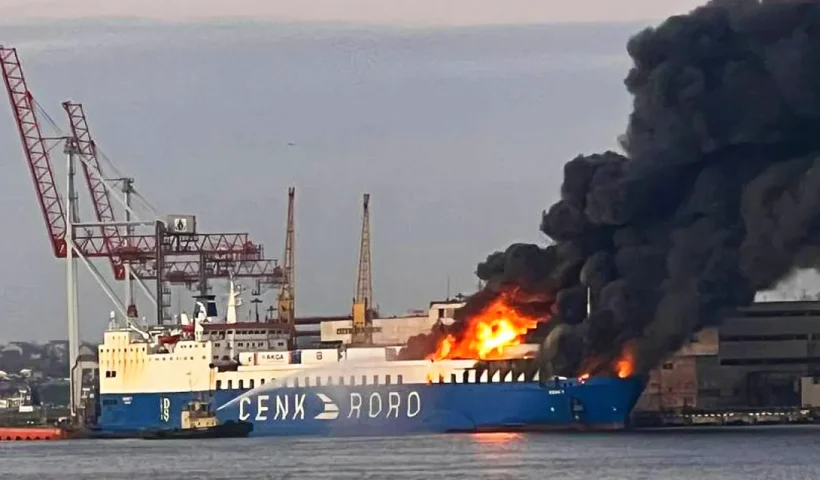 barco turco atacado por Rusia en Ucrania
