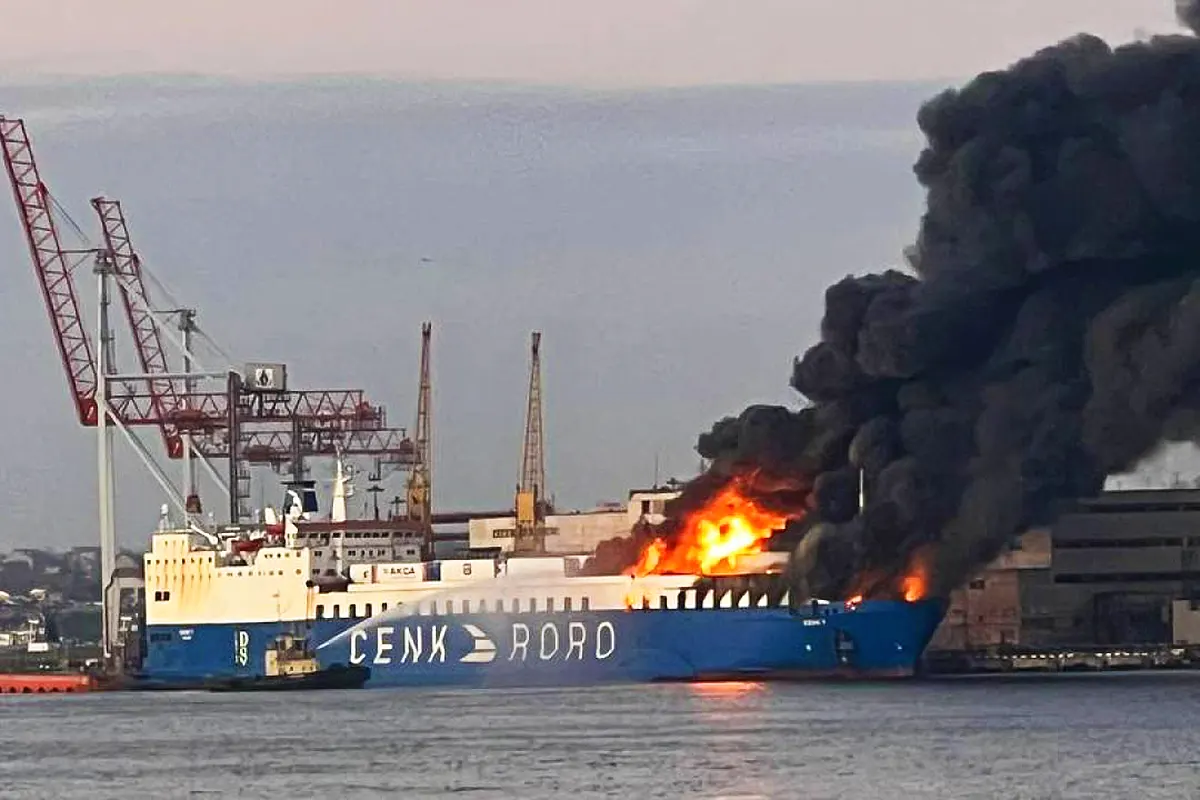 barco turco atacado por Rusia en Ucrania