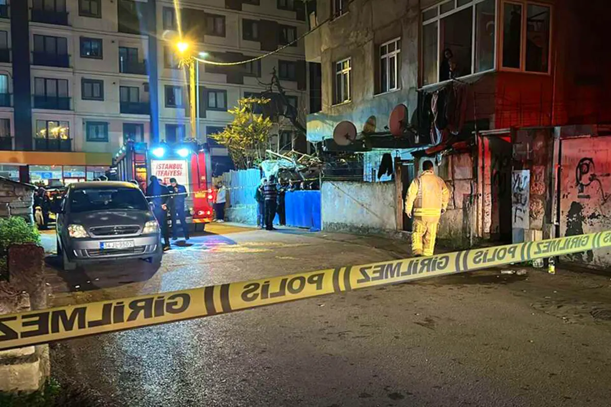 children dead in a fire in Istanbul