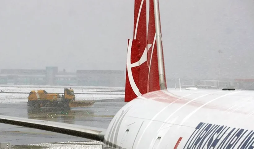 snowfall at Istanbul airports