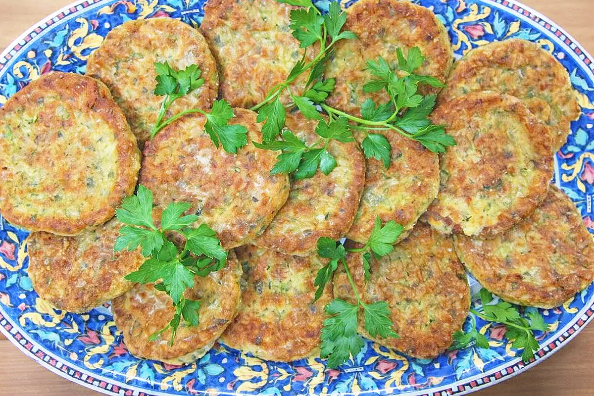 dish with a recipe of köfte made from chickpeas