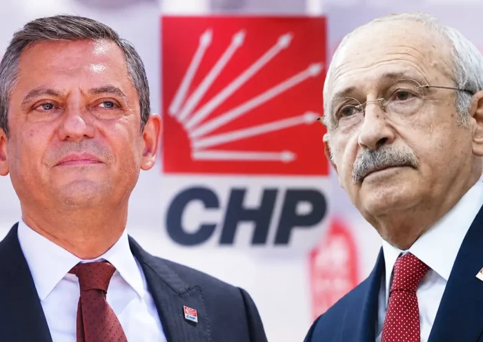 Özel and Kılıçdaroğlu in the foreground, with the symbol and initials of the Turkish CHP party behind them