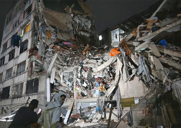 One building collapsed and another nearby with severe damage in Venezuela following an earthquake