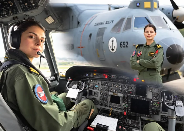 varias imágenes junto al avión y en la cabina de pilotaje de la primera mujer turca en pilotar un avión de la marina de guerra de Turquía