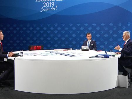 debate televisión candidatos alcaldía Estambul